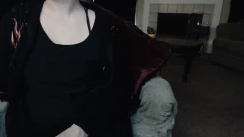 SKYLE   online show from 04.14.26