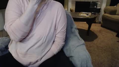 Snapshot of skyblu1 chatting on 05.15.26 SKYLE online show from 05.15.26