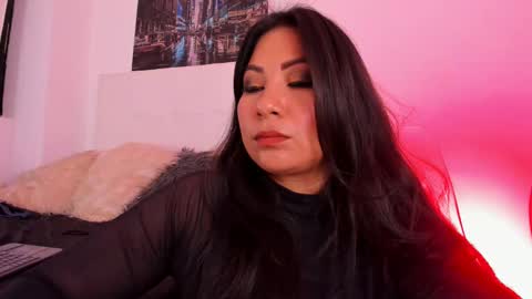 Snapshot of skydarkblue chatting on 01.27.25 skydarkblue online show from 01.27.25