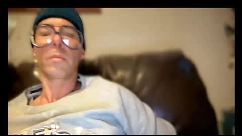 Snapshot of skyfly333 chatting on 04.30.26 IAN HARD online show from 04.30.26