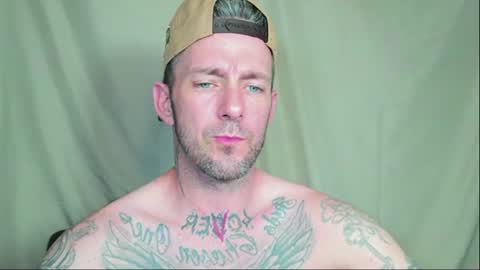 Snapshot of skylarrgrey chatting on 06.25.26 SkylarGrey online show from 06.25.26