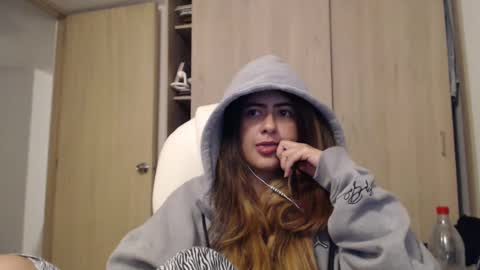 Snapshot of skyler1195 chatting on 02.16.25 Skyler online show from 02.16.25