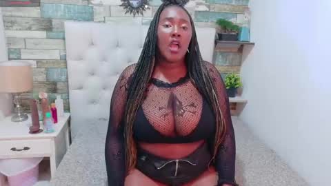 Snapshot of skyler_naomi chatting on 04.15.26 skyler_naomi online show from 04.15.26