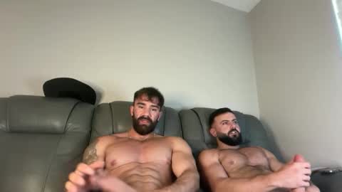 Skyler Flexes online show from 05.01.26