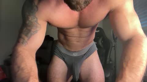 Snapshot of skylerflexes chatting on 05.06.26 Skyler Flexes online show from 05.06.26