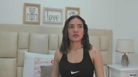 Snapshot of skylerwhite02 chatting on 02.18.26 Skyler online show from 02.18.26