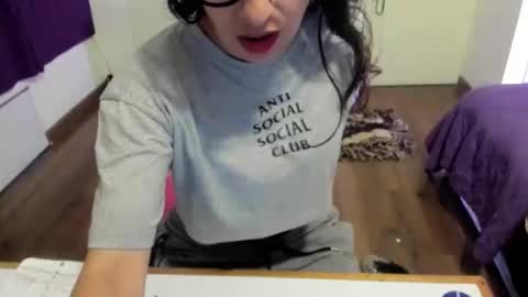 Snapshot of skylerwithe007 chatting on 10.19.25 skyler online show from 10.19.25