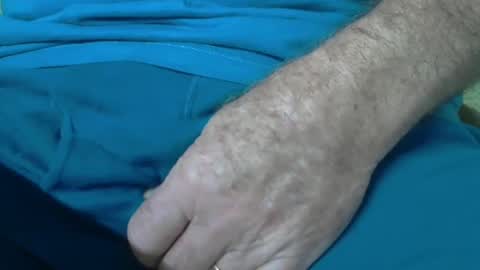 Snapshot of skypylot chatting on 09.28.25 ResqPylot2 online show from 09.28.25