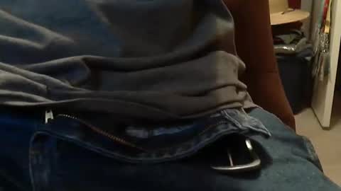 Snapshot of skypylot chatting on 11.15.25 ResqPylot2 online show from 11.15.25