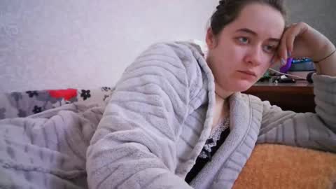 skyressie333 online show from 02.12.25