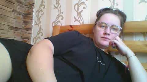 Snapshot of skyressie333 chatting on 02.18.26 skyressie333 online show from 02.18.26