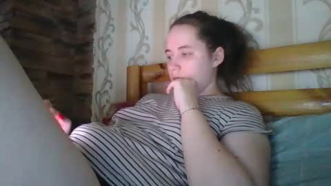 Snapshot of skyressie333 chatting on 02.24.26 skyressie333 online show from 02.24.26