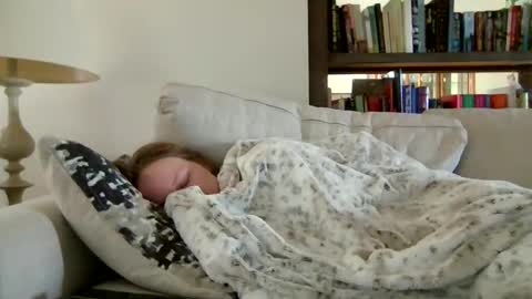 Sky Winters online show from 10.26.25