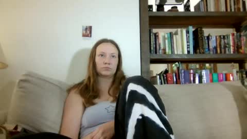 Snapshot of skywinters chatting on 07.28.26 Sky Winters online show from 07.28.26