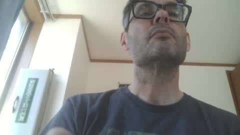 Snapshot of slambo001 chatting on 05.05.26 slambo001 online show from 05.05.26