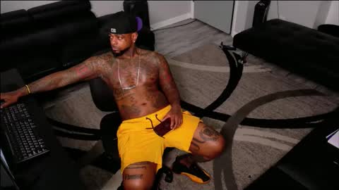 Snapshot of slangondemhoes chatting on 03.16.26 nasty twitter KASHCARTERATL online show from 03.16.26