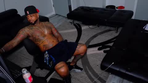 Snapshot of slangondemhoes chatting on 04.09.26 nasty twitter KASHCARTERATL online show from 04.09.26
