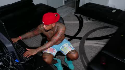 Snapshot of slangondemhoes chatting on 04.15.26 nasty twitter KASHCARTERATL online show from 04.15.26