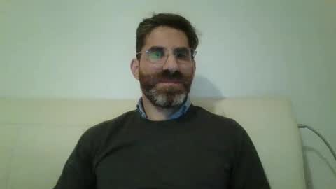 Snapshot of slavefuckfunhype chatting on 12.20.24 camboy online show from 12.20.24