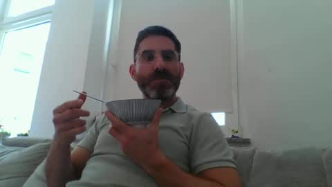 Snapshot of slavefuckfunhype chatting on 03.05.25 camboy online show from 03.05.25