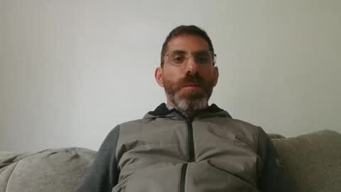 Snapshot of slavefuckfunhype chatting on 10.21.25 camboy online show from 10.21.25