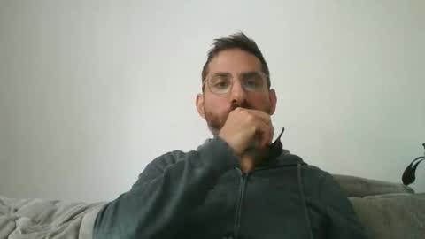 Snapshot of slavefuckfunhype chatting on 10.24.25 camboy online show from 10.24.25