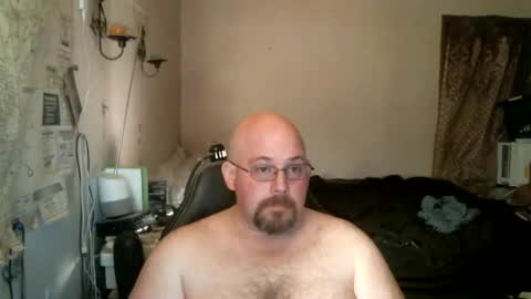 Snapshot of slavejim518 chatting on 02.16.25 slavejim online show from 02.16.25