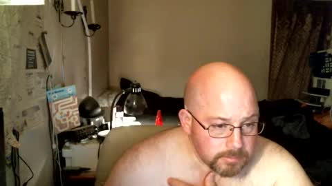 Snapshot of slavejim518 chatting on 04.09.26 slavejim online show from 04.09.26