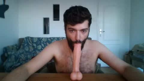 Snapshot of slavic_sword chatting on 06.19.26 slavic_sword online show from 06.19.26