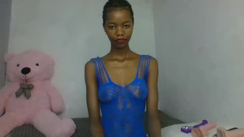 Snapshot of slaybby chatting on 11.14.25 Slaybby online show from 11.14.25