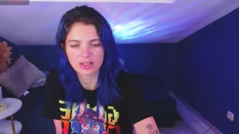 Snapshot of slayq777 chatting on 10.15.25 Emilia online show from 10.15.25