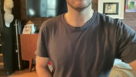 Snapshot of slickandeasy39 chatting on 12.18.24 slickandeasy39 online show from 12.18.24