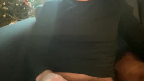 Snapshot of slickandeasy39 chatting on 01.04.25 slickandeasy39 online show from 01.04.25