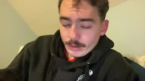 Snapshot of slickmass chatting on 01.08.25 SlickMass online show from 01.08.25