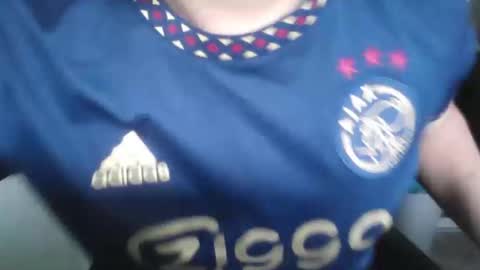 slicknick73 online show from 10.10.25