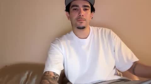 slideagian510 online show from 10.28.25