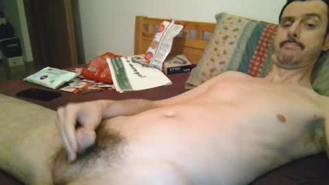 Snapshot of slim38 chatting on 02.09.25 Alin online show from 02.09.25