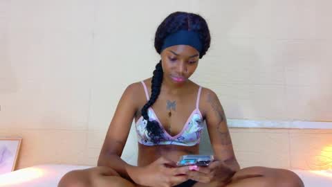 slim_chocobar18 online show from 01.06.26