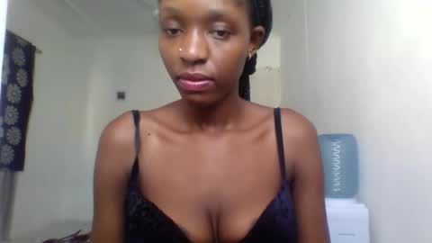 slimandthick1 online show from 04.21.26