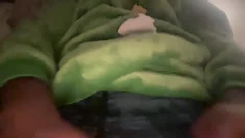 Snapshot of slimeasaurus chatting on 11.25.25 Daddy online show from 11.25.25