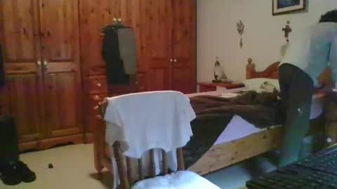 SlimTeaser089 online show from 01.12.26