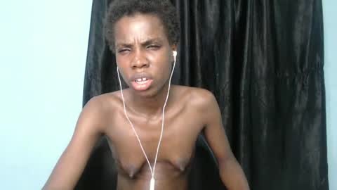 Snapshot of slimzyxdoll chatting on 02.23.25 slimzyxdoll online show from 02.23.25