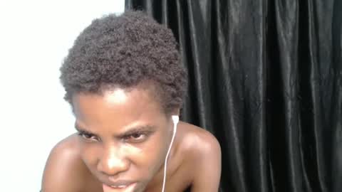 Snapshot of slimzyxdoll chatting on 02.26.25 slimzyxdoll online show from 02.26.25