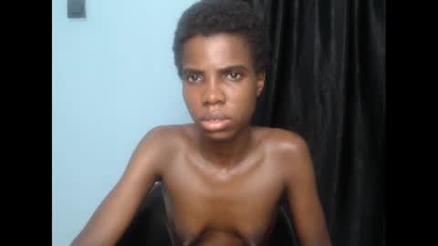 Snapshot of slimzyxdoll chatting on 03.02.25 slimzyxdoll online show from 03.02.25