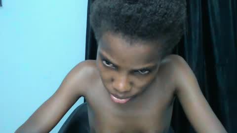 Snapshot of slimzyxdoll chatting on 03.07.25 slimzyxdoll online show from 03.07.25