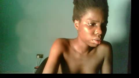 Snapshot of slimzyxdoll chatting on 09.09.25 slimzyxdoll online show from 09.09.25