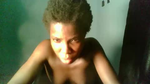 Snapshot of slimzyxdoll chatting on 09.10.25 slimzyxdoll online show from 09.10.25