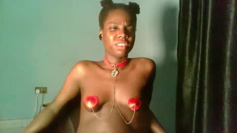 Snapshot of slimzyxdoll chatting on 09.15.25 slimzyxdoll online show from 09.15.25