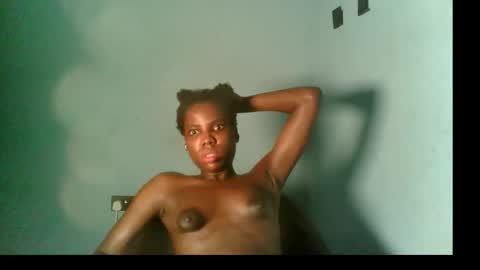 Snapshot of slimzyxdoll chatting on 09.18.25 slimzyxdoll online show from 09.18.25