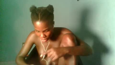 Snapshot of slimzyxdoll chatting on 09.20.25 slimzyxdoll online show from 09.20.25